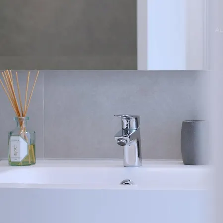 Apartman Contemporary 8 Min To Puerto Banus *