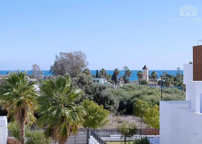 Contemporary 8 Min To Puerto Banus