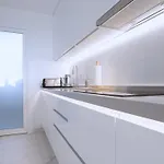 Contemporary 8 Min To Puerto Banus Διαμέρισμα *