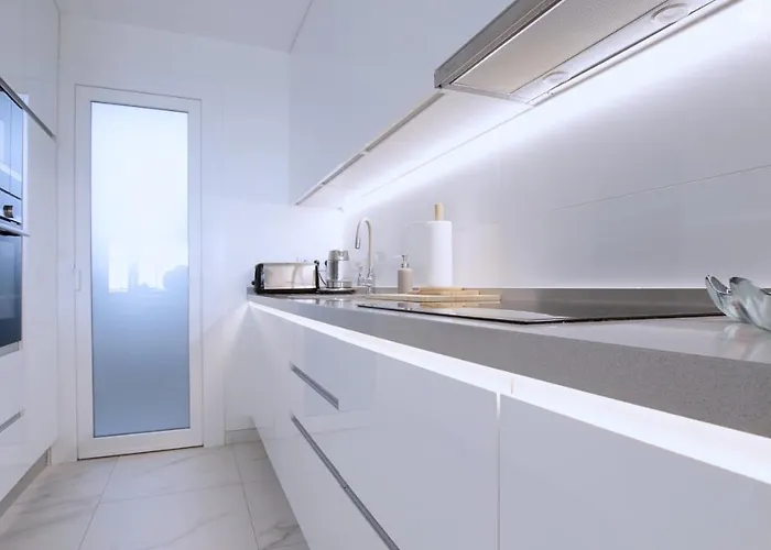 Contemporary 8 Min To Puerto Banus Apartamento *